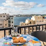 Διαμέρισμα Seashells With Terrace, Just Off The Seafront In Bugibba - By Getawaysmalta