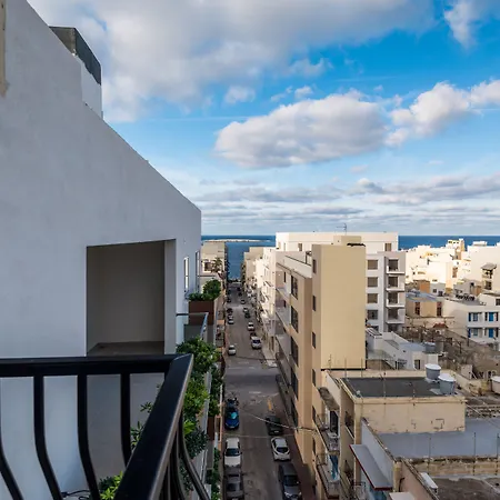 Seashells With Terrace, Just Off The Seafront In Bugibba - By Getawaysmalta San Pawl il-Baħar