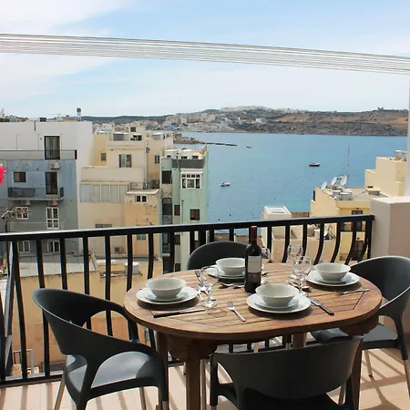 Seashells With Terrace, Just Off The Seafront In Bugibba - By Getawaysmalta Appartement *
