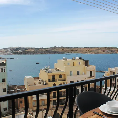 Seashells With Terrace, Just Off The Seafront In Bugibba - By Getawaysmalta Appartement *
